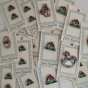 Mixed Lot of Daisy Kingdom Vintage Wooden Buttons 35 Total, NOS Cute Houses Bear